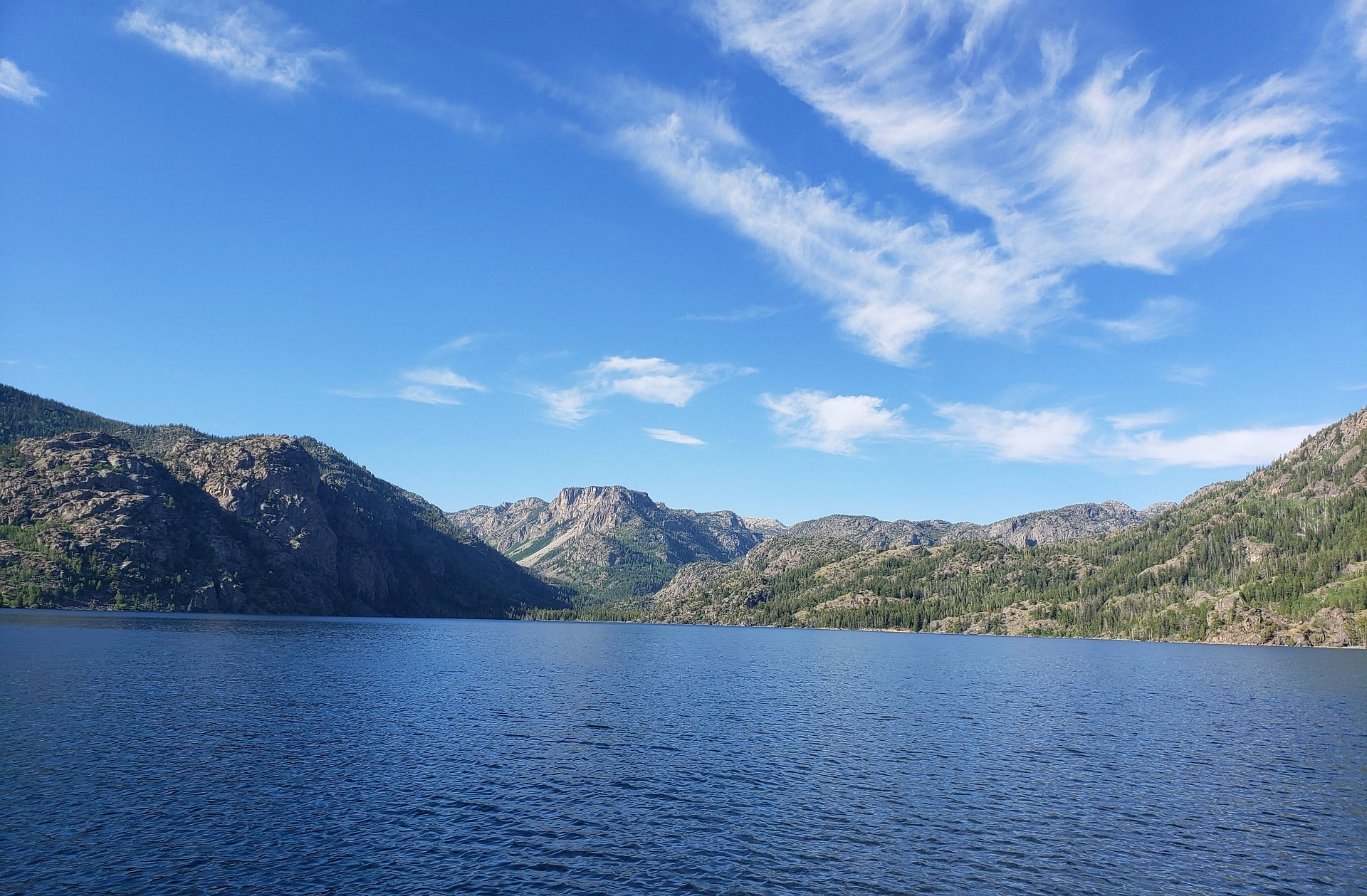 fremont-lake-7294650_1920