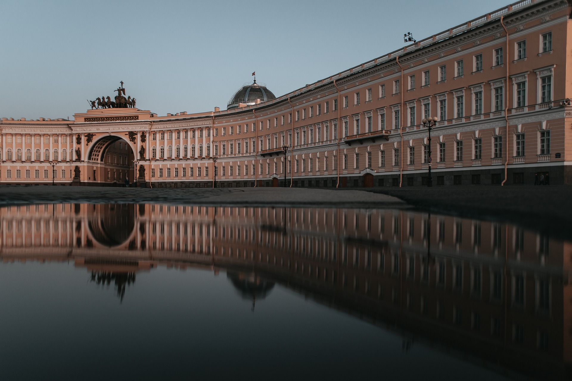 st-petersburg-6902540_1920